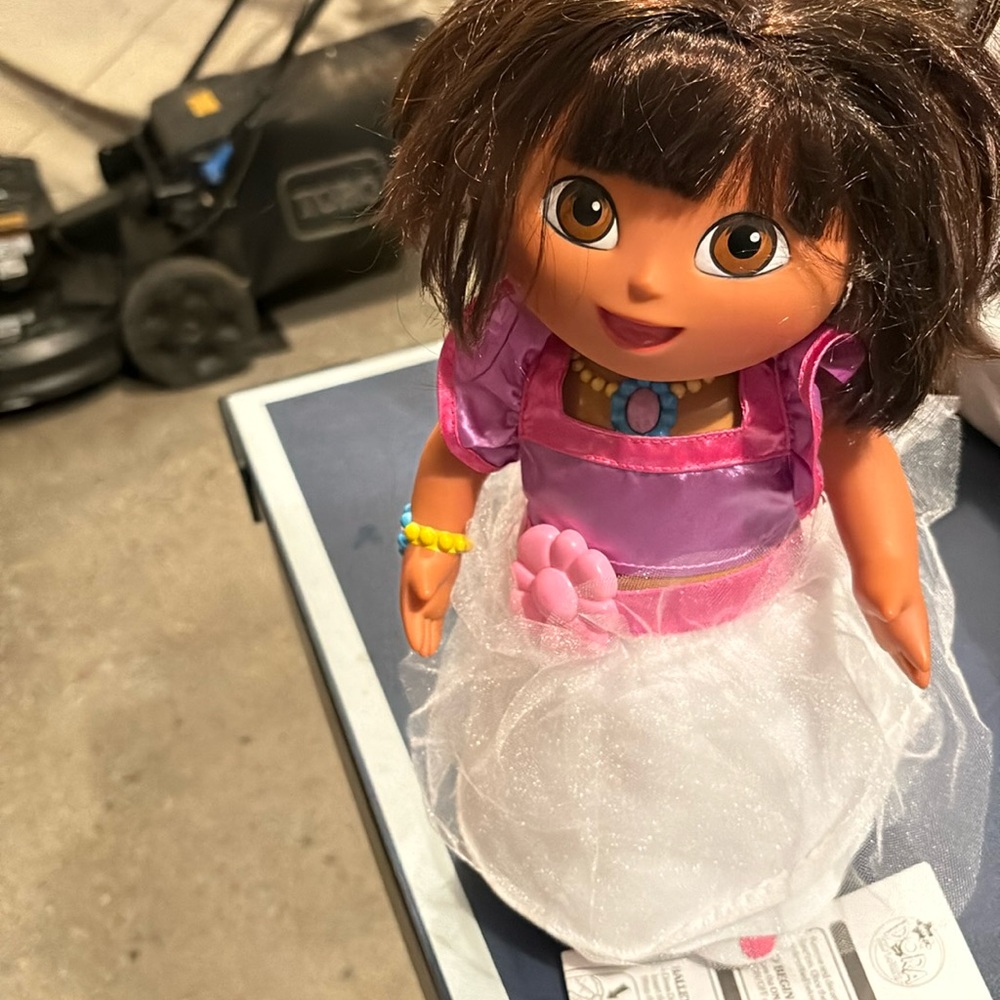 Dora dress and dance doll